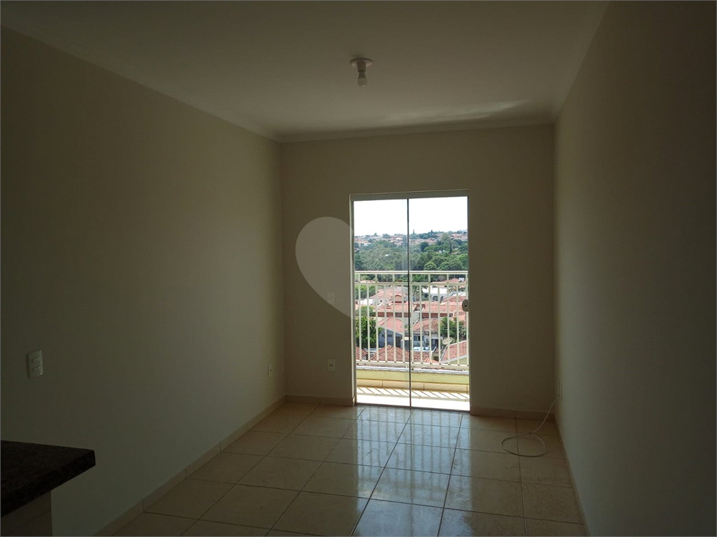 Apartamento com 2 dormitórios.