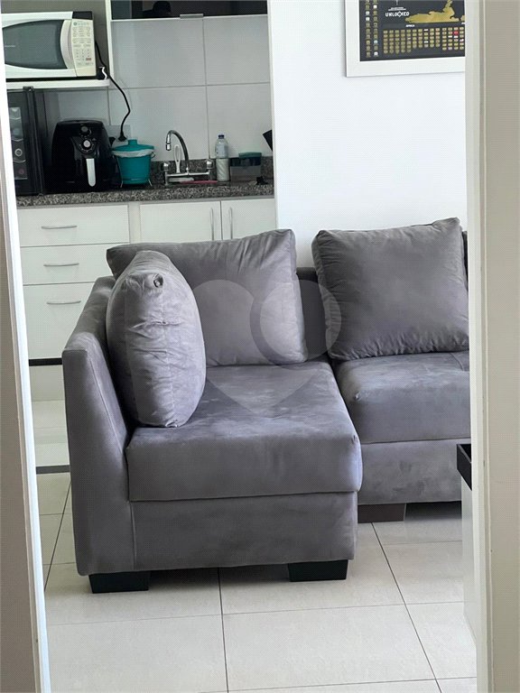 Apartamento mobiliado com 2 dormitórios e vaga na Vila Mariana
