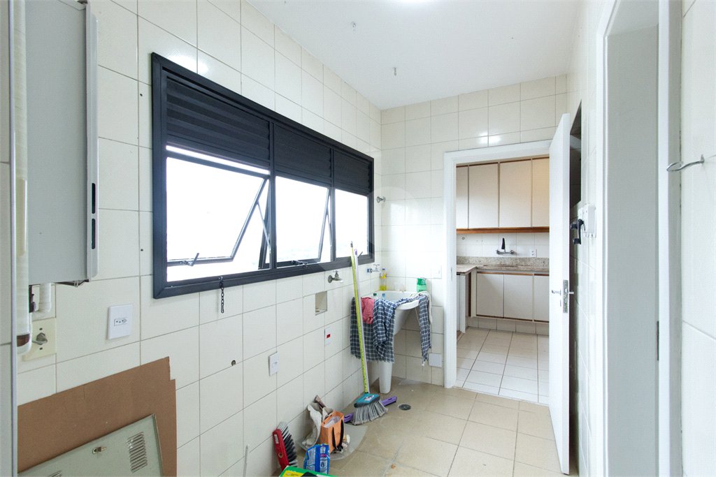 Apartamento a Venda na Chácara Santo Antônio, 163 m², 3 suítes, 2 vagas,, lazer e próximo ao parque