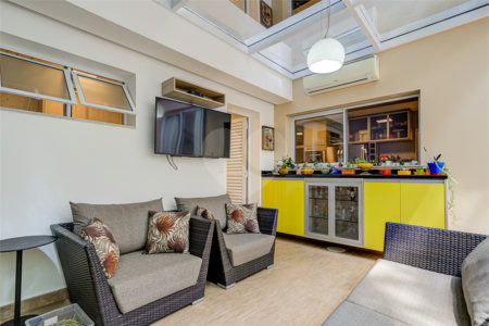 Casa à venda com 4 quartos, sendo 2 suítes, no condomínio Residencial Terras Altas, São Paulo - SP