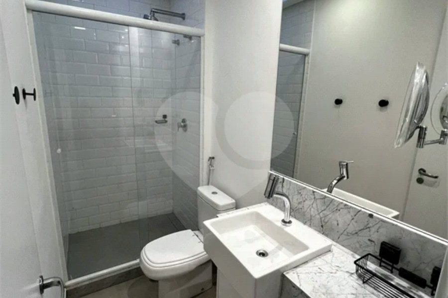 Linda Cobertura Duplex para venda no Jardim Paulista com 87,45 m² decorada!