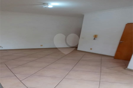 Apartamento no Condomínio Maktub.