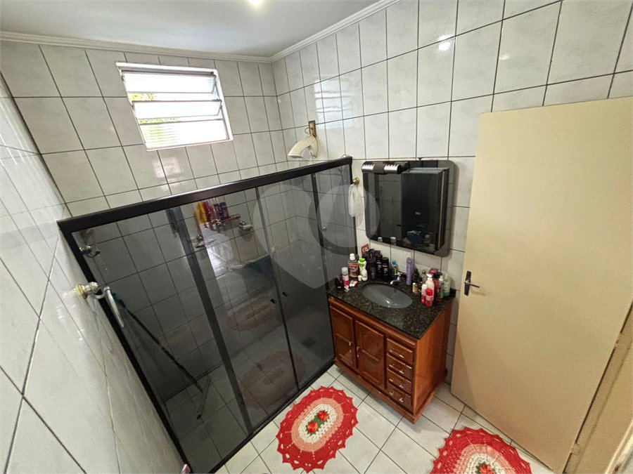 Casa 2 dormitórios Antônio Blanco