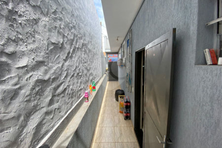 Sobrado comercial/residencial no Cidade Aracy