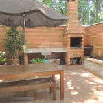 Casa à venda com 4 suítes no condomínio Ville de France, São Paulo - SP