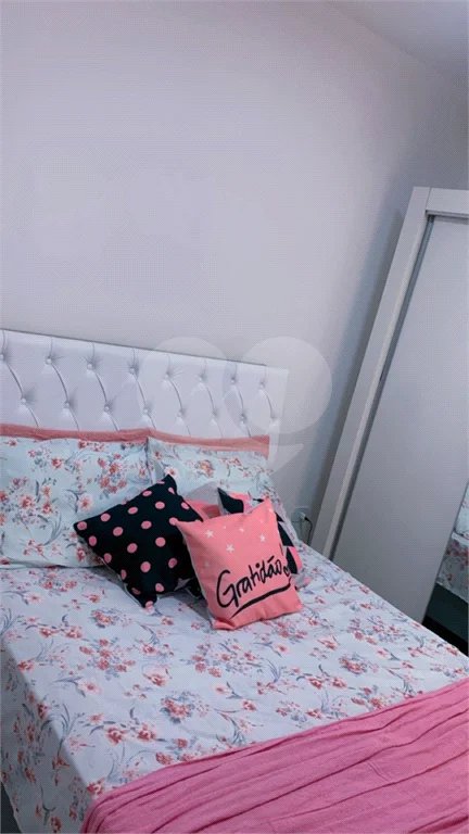 Apartamento de 2 quartos, mobiliado, à venda no bairro de Arthur Alvim