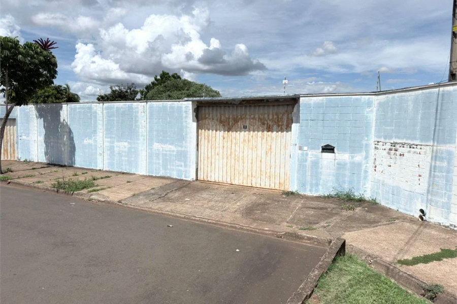 Terreno à venda – Bairro Santa Rita