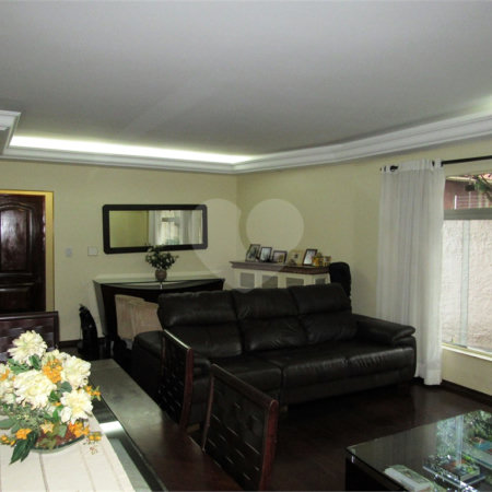 Casa Térrea à venda com 3 quartos, sendo 1 suíte, em Chácara Flora, São Paulo, SP