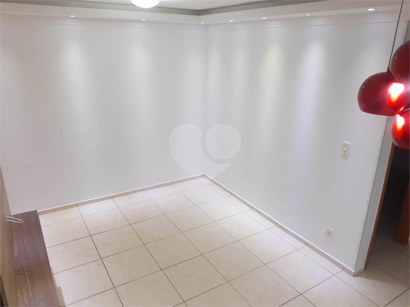 Apartamento térreo no Condomínio Residencial Monte Everest