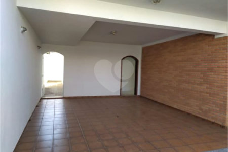 Casa à Venda no Jardim Macarengo,
