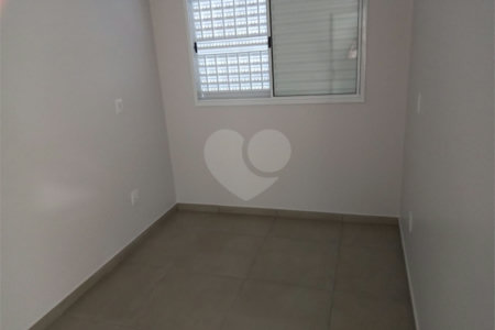 Casa térrea em Araraquara/SP.