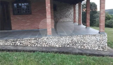 Sítio à venda com 4 quartos, sendo 2 suítes, no Centro, Bom Jesus da Penha, MG