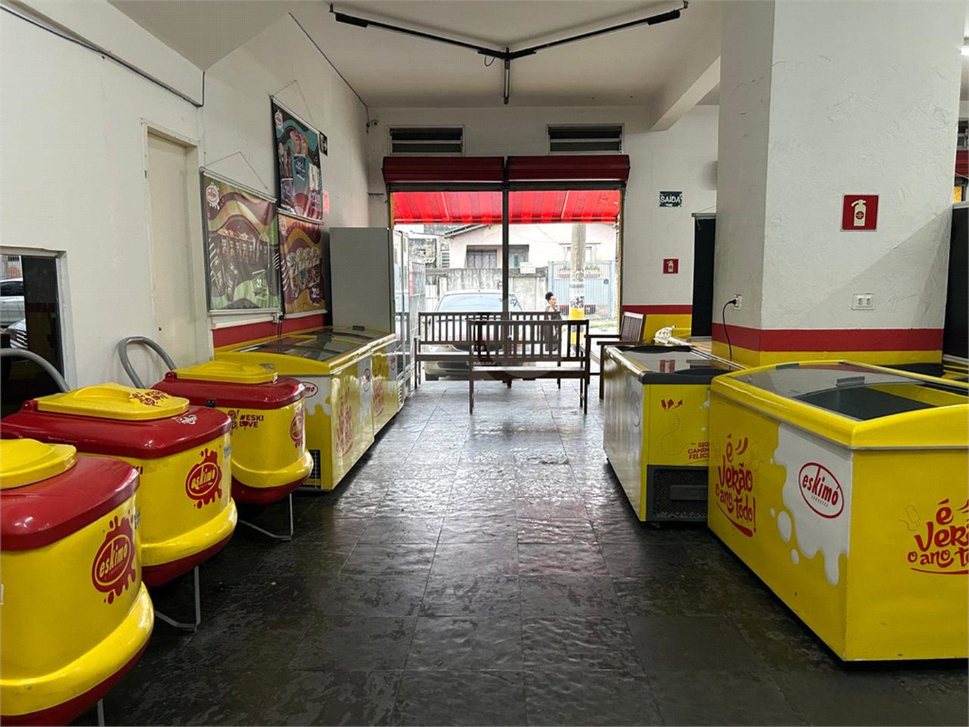 PRÉDIO COMERCIAL PARA INVESTIDORES COM 400 m2, , já com renda !