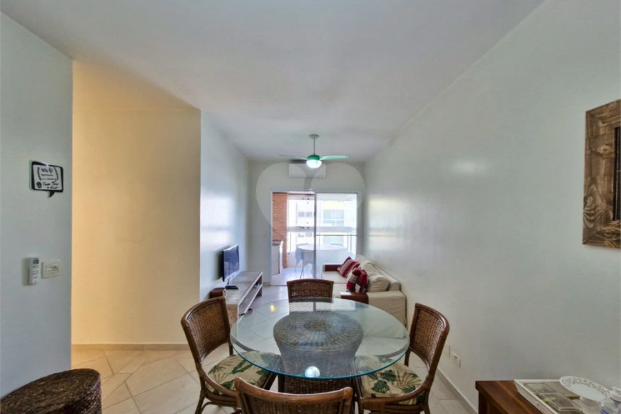Apartamento à venda com 3 quartos, sendo 1 suíte, em Riviera de São Lourenço, Bertioga, SP