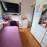 Apartamento com 3 dormitórios, sendo 1 suíte.