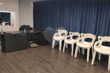 Sala comercial para locação em Moema