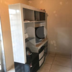 Casa térrea com 3 dormitórios, sendo 1 suíte.