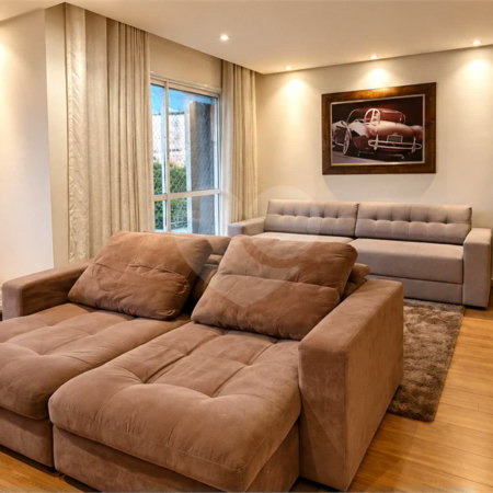 Apartamento com 3 dormitórios, 1 suíte, sala ampliada, varanda gourmet, planejados e 2 vagas. Condomínio com lazer completo e ótima localização em São Bernardo do Campo.