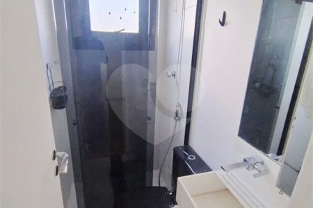 Apartamento mobiliado em Moema, - 1 quarto, sala e cozinha - 1 vaga