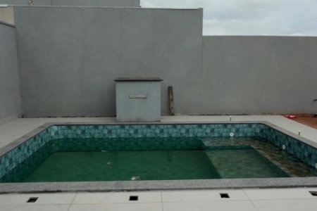 Casa à venda com 3 quartos no condomínio Villa de León, Três Lagoas - MS
