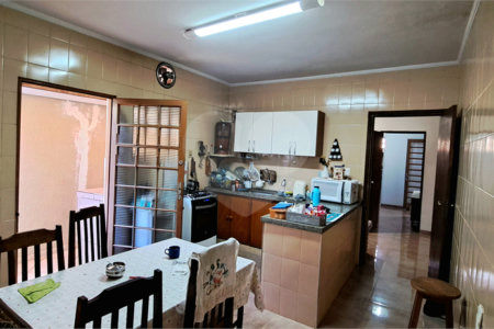 Casa com 4 quartos próxima a USP