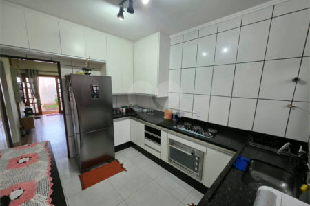 Casa 2 quartos 1 suíte