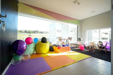Apartamento de 2 quartos com planejados, sacada e lazer completo| Condomínio| São Roque