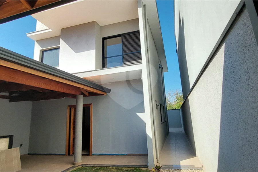 Casa à venda com 3 quartos, sendo 1 suíte,  no condomínio Residencial Mônaco, Piracicaba - SP
