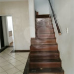 Vende-se sobrado de 3 andares na Vila Santa Catarina