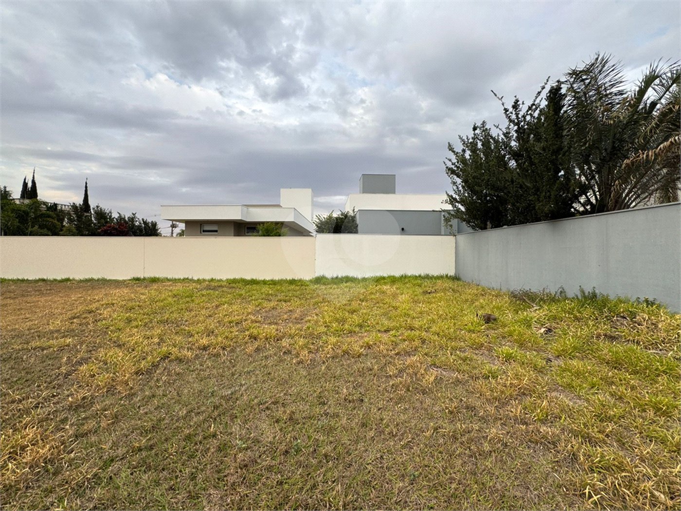 Terreno á venda, no Residencial Damha I, em São Carlos.