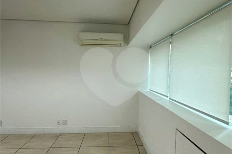Sala à venda em Jardim Vazani, São Paulo, SP