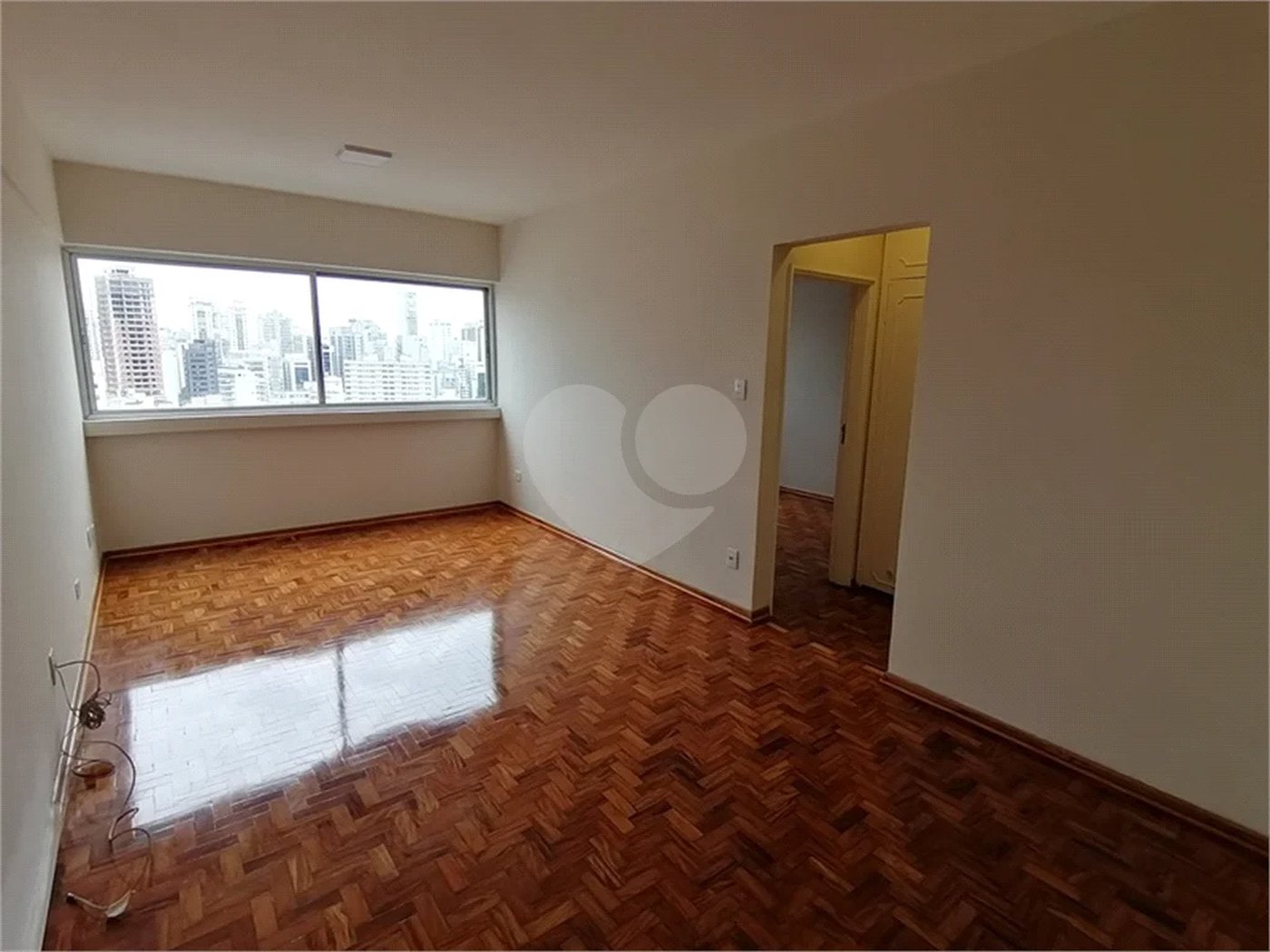 APARTAMENTO À VENDA, 1 QUARTO, GARAGEM, EM HIGIENOPOLIS, 60m2, 100% REFORMADO