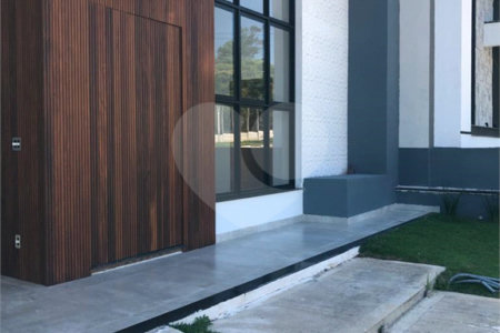 Indaiatuba - Condominio Jardins di Roma - Venda -Locação 0 R$ 10.000,00 mais encargos - condominio - R$ 650,00 - IPTU - R$ 230,00 - Terreno 300ms - construido 170 metros quadrados - Terrea - 3 quartos, uma suíte e uma demi suite , 4 banheiros , piscina - Preparado para água quente até a piscina!!