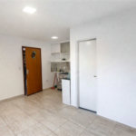 Prédio com Renda no Jabaquara - 773 m2 sendo 13 Studios, Salão Comercial e 22 vagas de garagem!