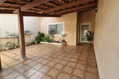 Casa Térrea - Totalmente mobiliada para locação no bairro Ponte – Atibaia/SP