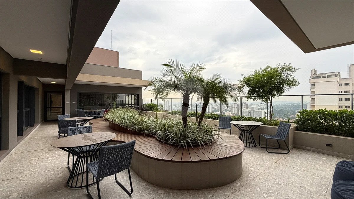 Indaiatuba- Sp - Edificio Athmosfera- R$ 1.800.000,00 - andar alto - 130,00 ms de area util - 3 suites, lavabo, sala 2 ambientes, 3 vagas de garagens - Area de lazer - Brinquedoteca - Piscina - Portão eletrônico - Portaria 24hs - sala de ginástica - Salão de festas - Salão de jogos - Cinema