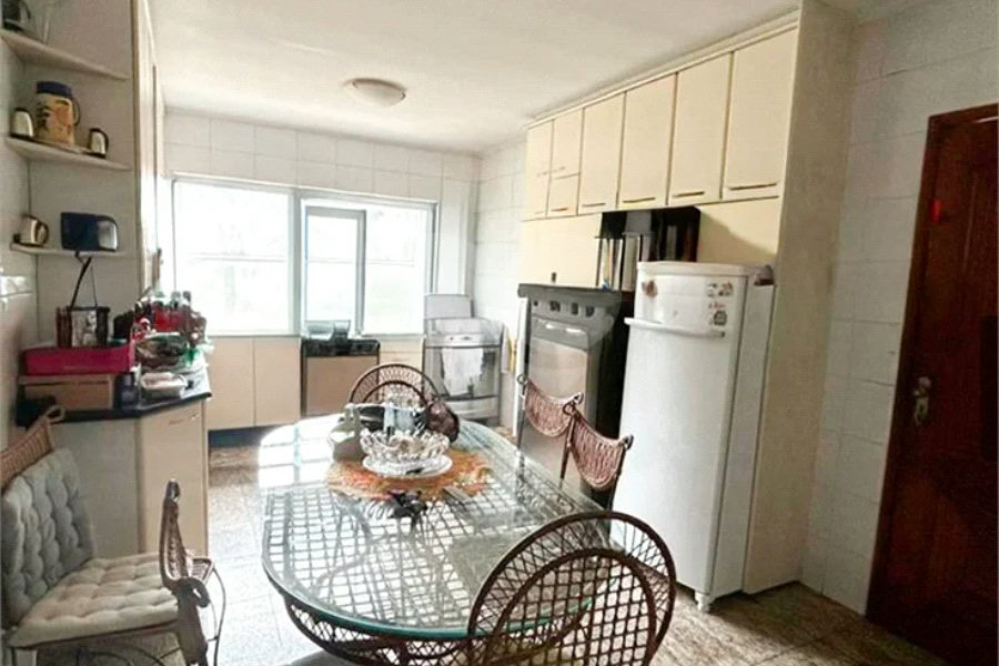 Parada Inglesa = Sobrado com 3 Suites, 04 vagas de garagens
