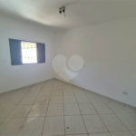 Dois imóveis em um terreno de 300 m² (12 x 25) - Com acesso independente