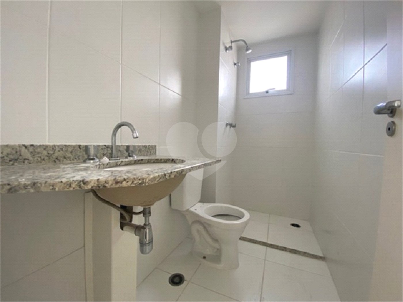 EXCELENTE APARTAMENTO NA ACLIMAÇÃO