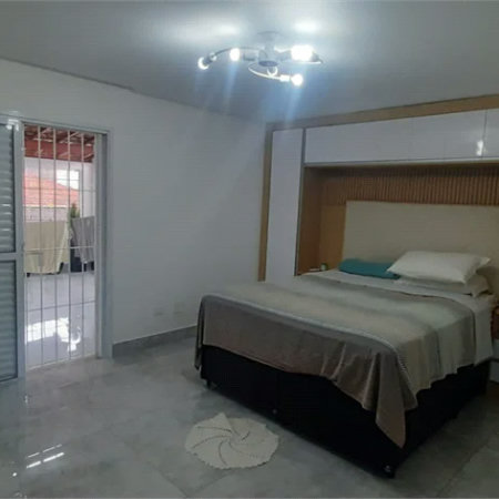 Sobrado à venda com 3 quartos, sendo 1 suíte,  em Jardim Sarah, São Paulo, SP