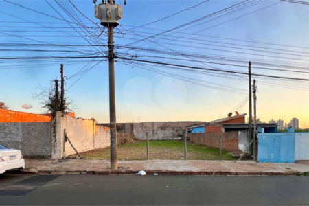 Terreno a venda na vila Brasília