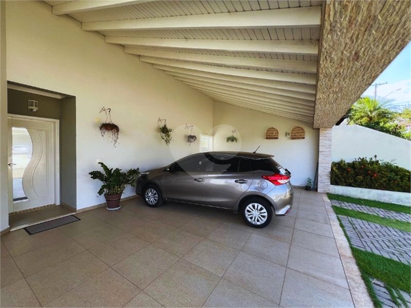 Apresento essa belíssima casa no Condomínio Delle Stelle - Louveira SP