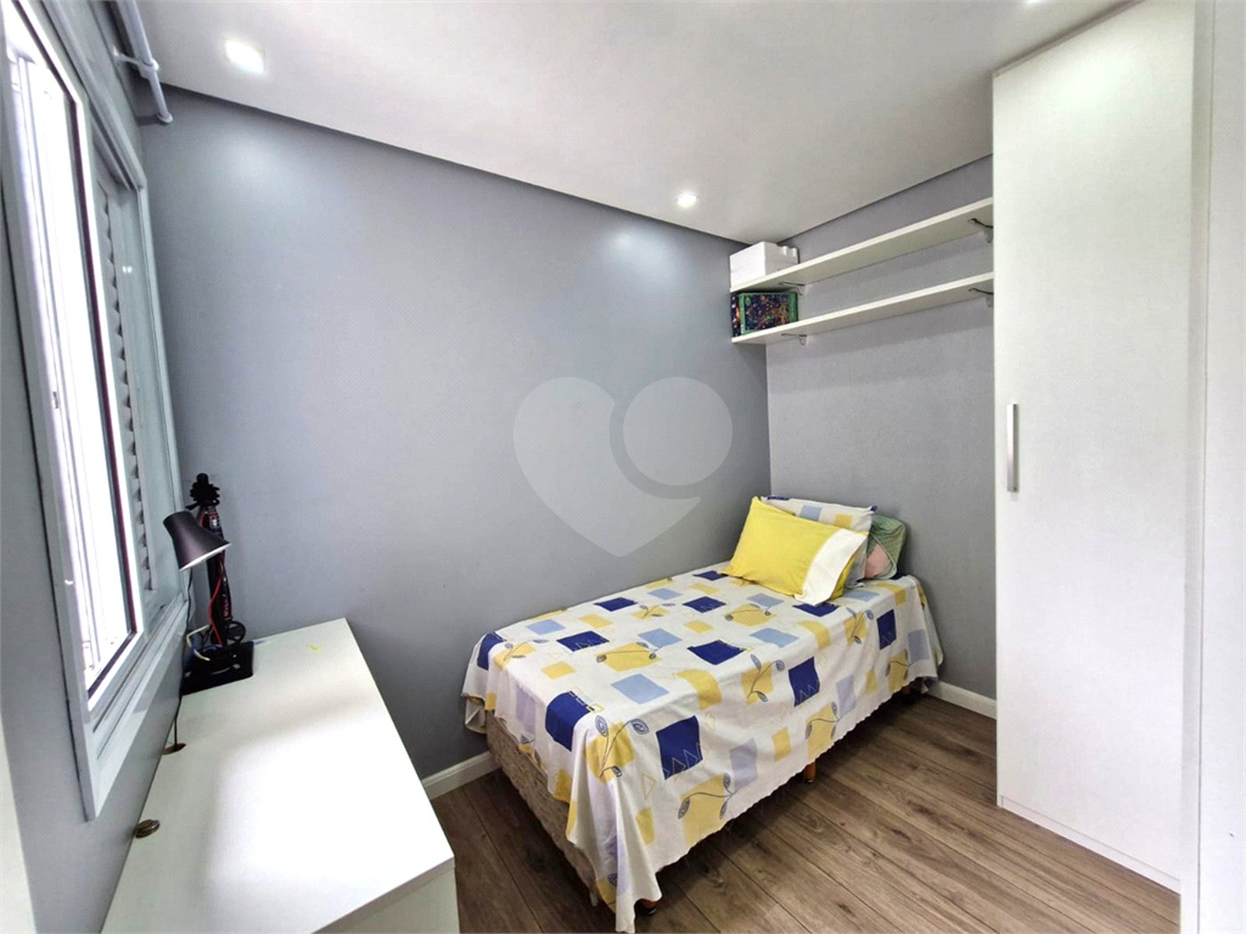 Casa à venda com 2 suítes no condomínio Residencial Living Sabara, São Paulo - SP