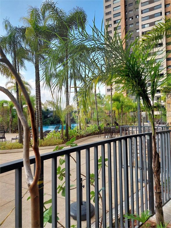 Apartamento no Brás repleto de lazer com 50 m² com 2 dormitórios e 1 vaga, Estuda Permuta