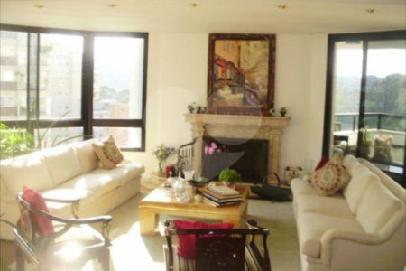 Apartamento à venda com 4 suítes em Real Parque, São Paulo, SP
