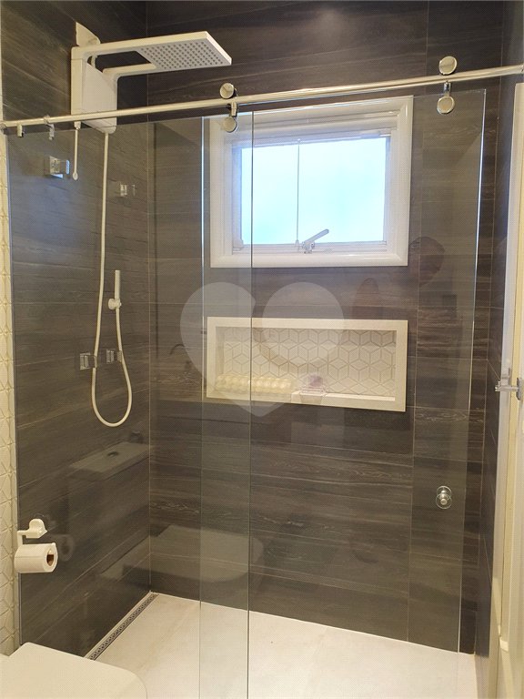 CASA A VENDA NO URBANOVA, CONDOMINIO JAGUARY, 4 DORMITORIOS, 4 SUITES, 5 VAGAS, PISCINA, SJC