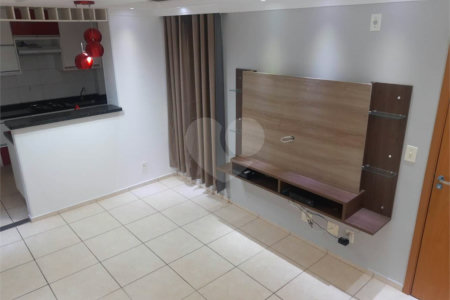 Apartamento térreo no Condomínio Residencial Monte Everest