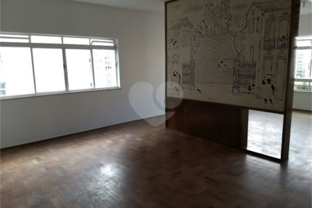 Apartamento para venda ou locação, 4 quartos (1 suíte), na Bela Vista, R Cincinato Braga