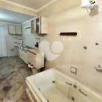 Casa Santa Teresinha | 4 Suítes | 280m² | 3 Vagas | Excelente Localização
