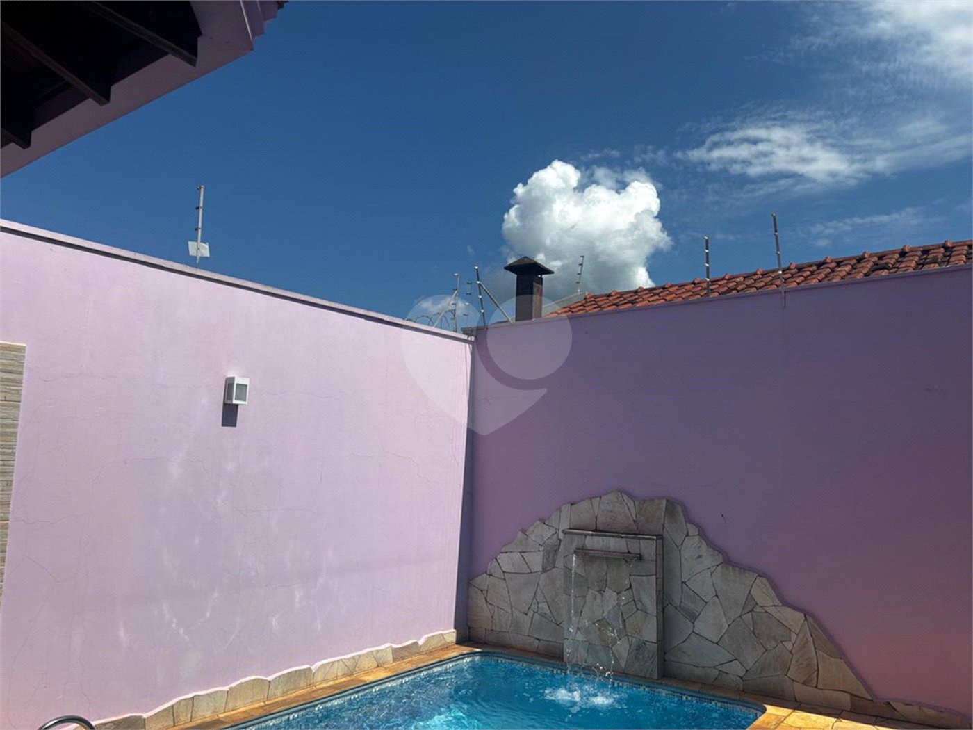 Casa á venda no bairro Itamarati